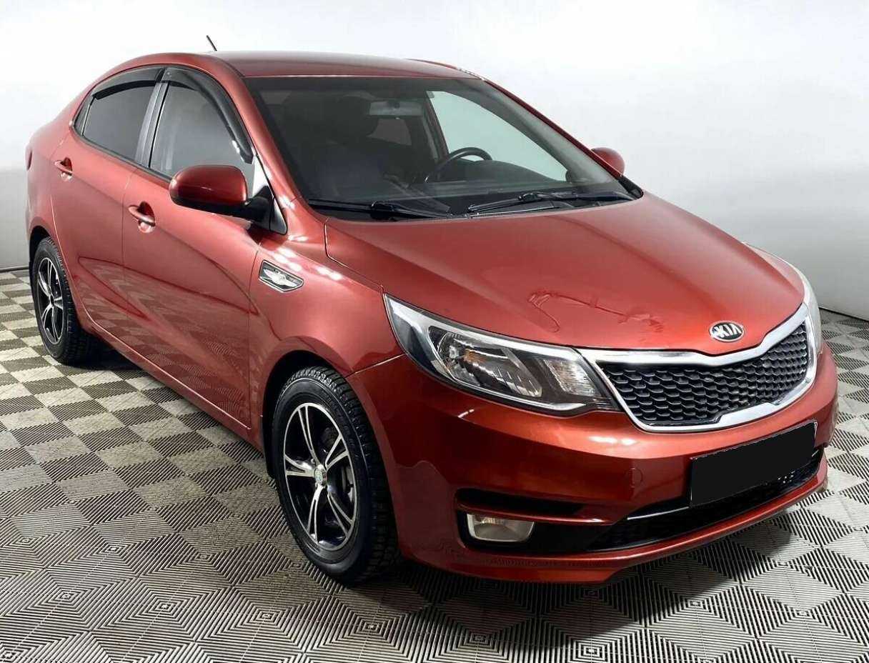Kia Rio с пробегом — 2016 год. Фото: #2