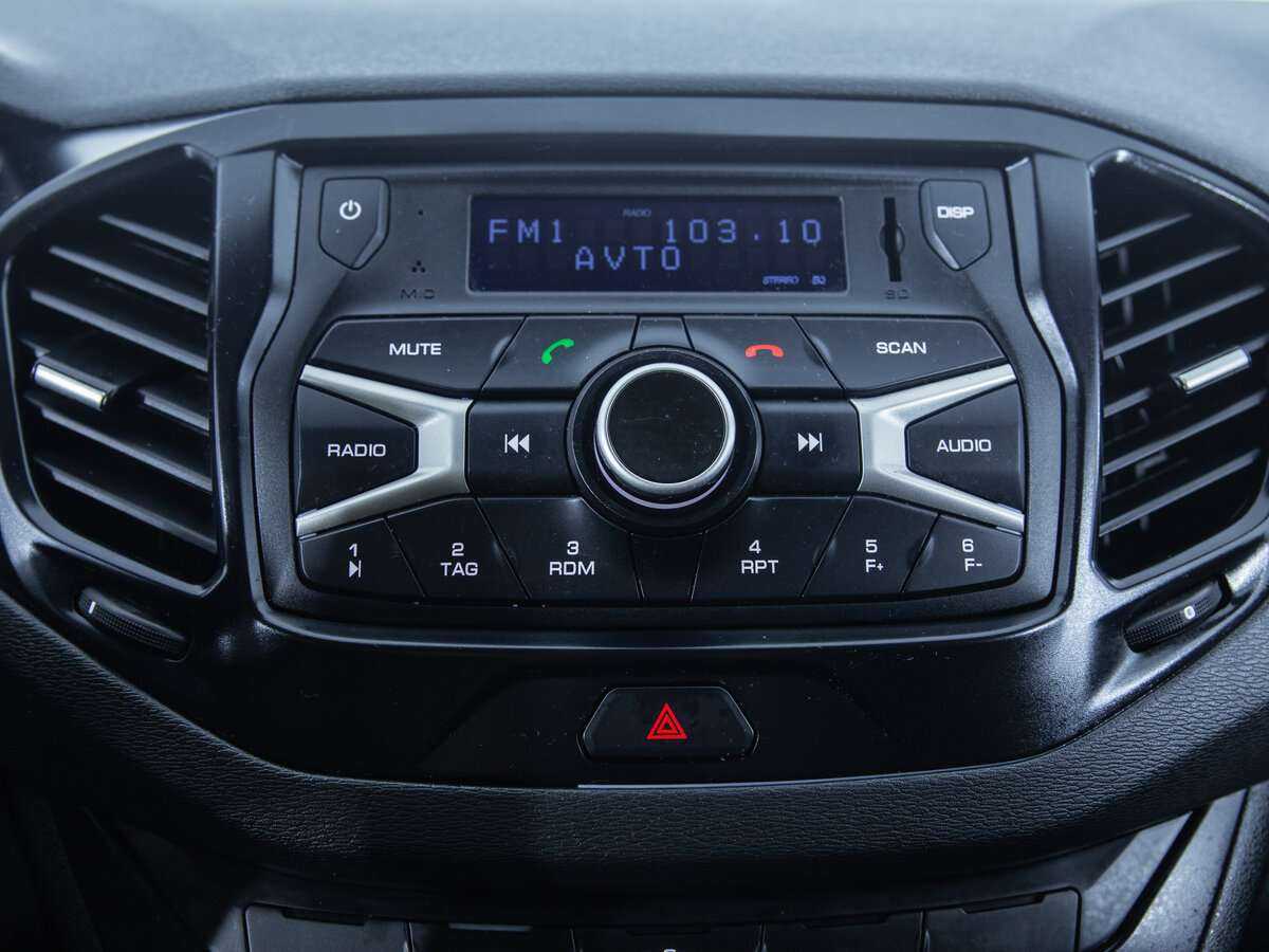 Lada (ВАЗ) Vesta с пробегом — 2018 год. Фото: #15