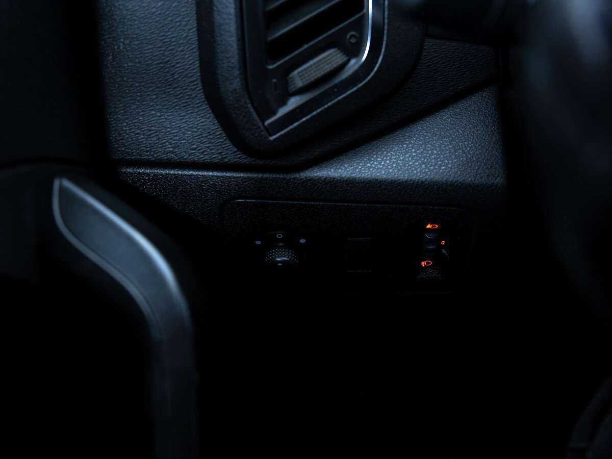 Lada (ВАЗ) XRAY с пробегом — 2017 год. Фото: #13