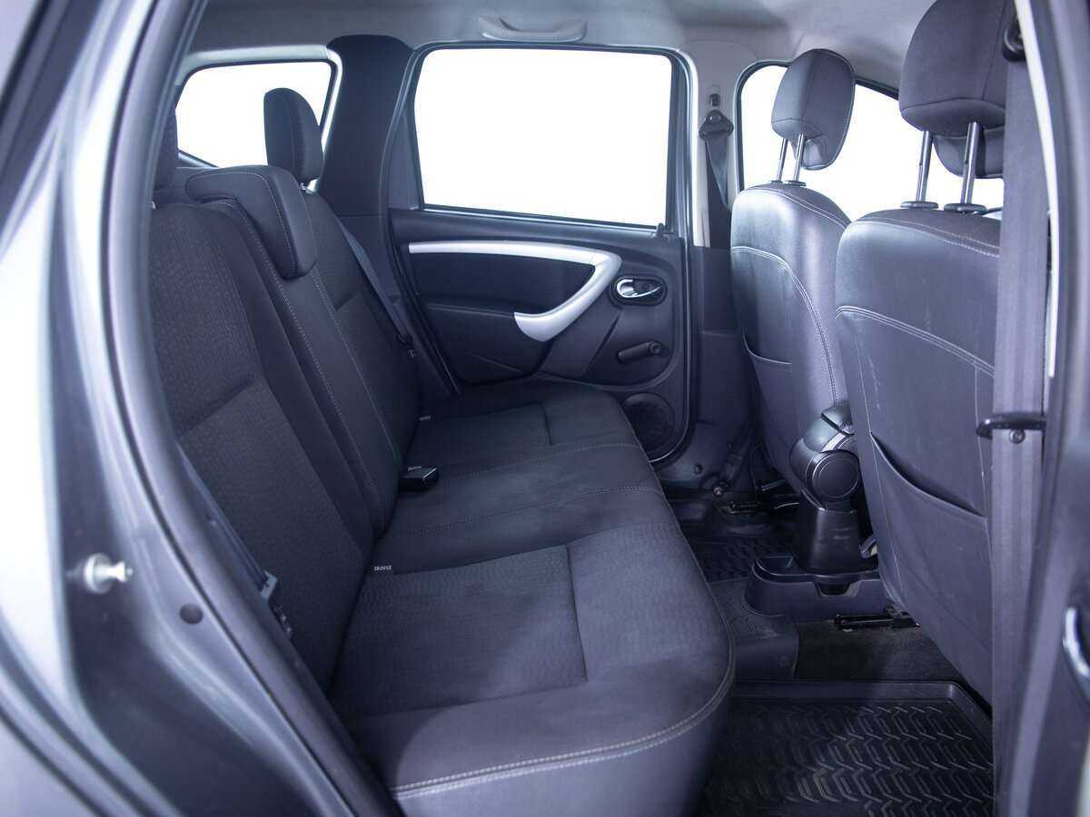 Nissan Terrano с пробегом — 2015 год. Фото: #8