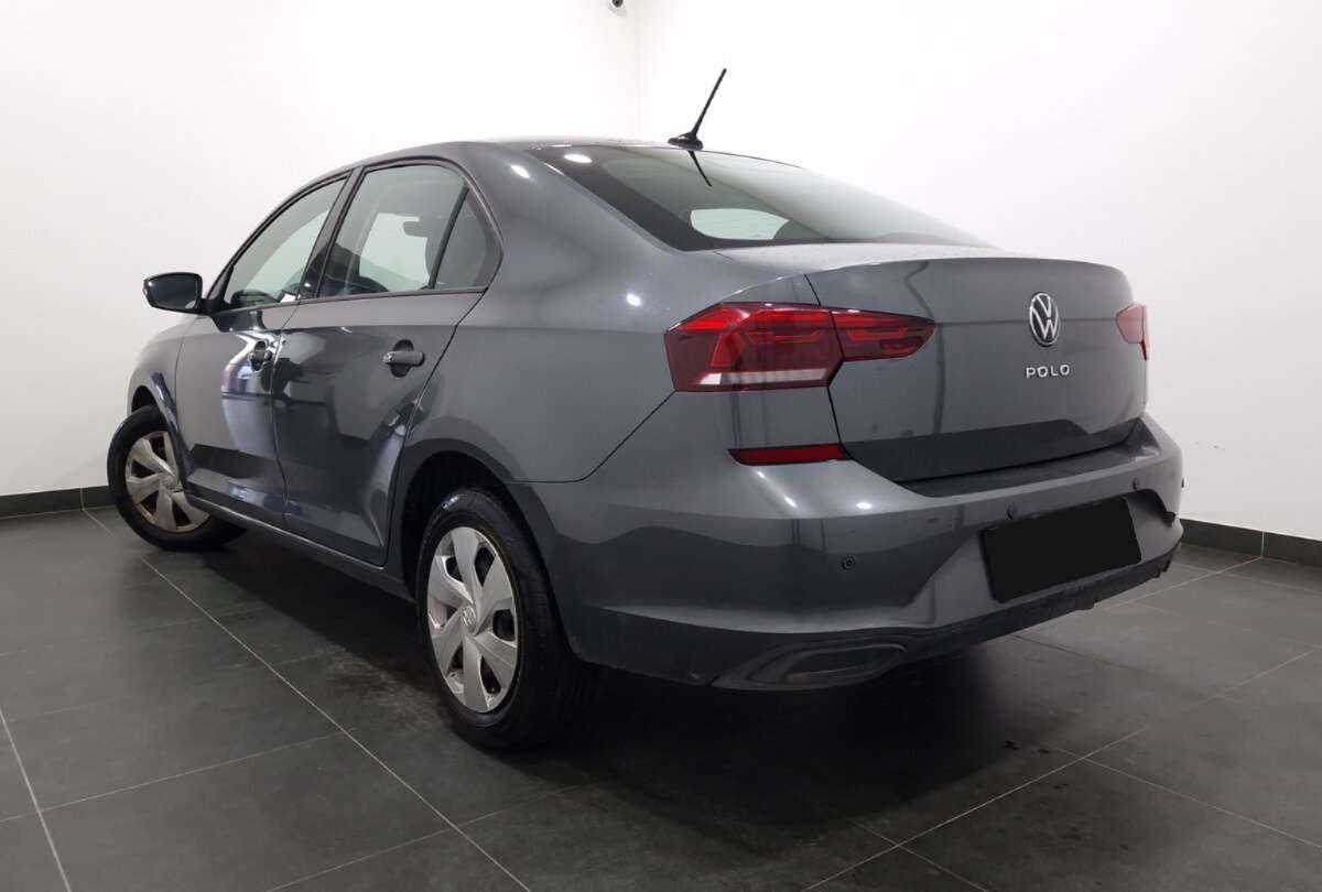 Volkswagen Polo с пробегом — 2021 год. Фото: #2