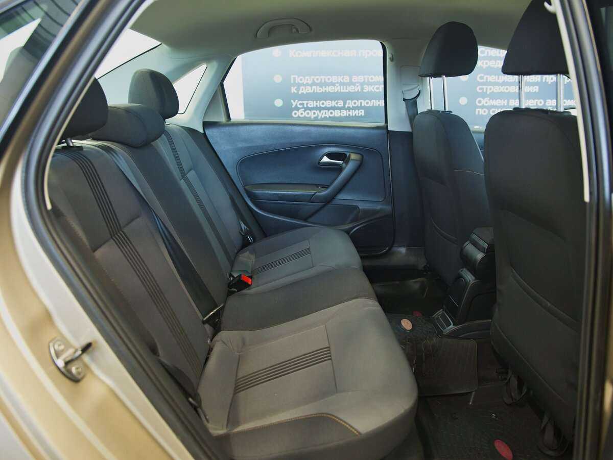 Volkswagen Polo с пробегом — 2016 год. Фото: #10