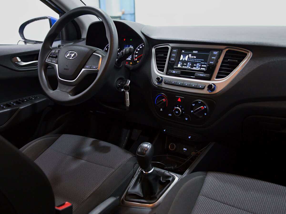 Hyundai Solaris с пробегом — 2021 год. Фото: #9