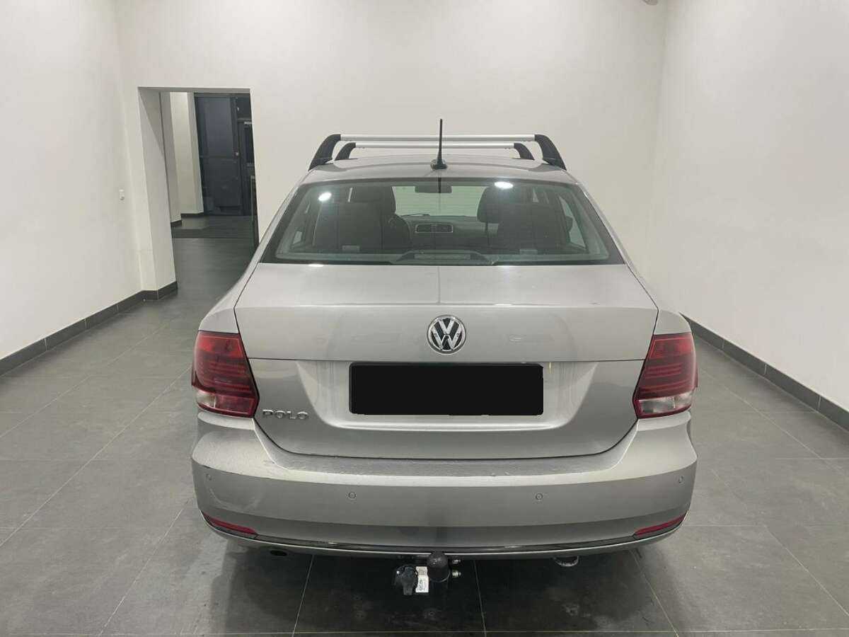 Volkswagen Polo с пробегом — 2020 год. Фото: #2