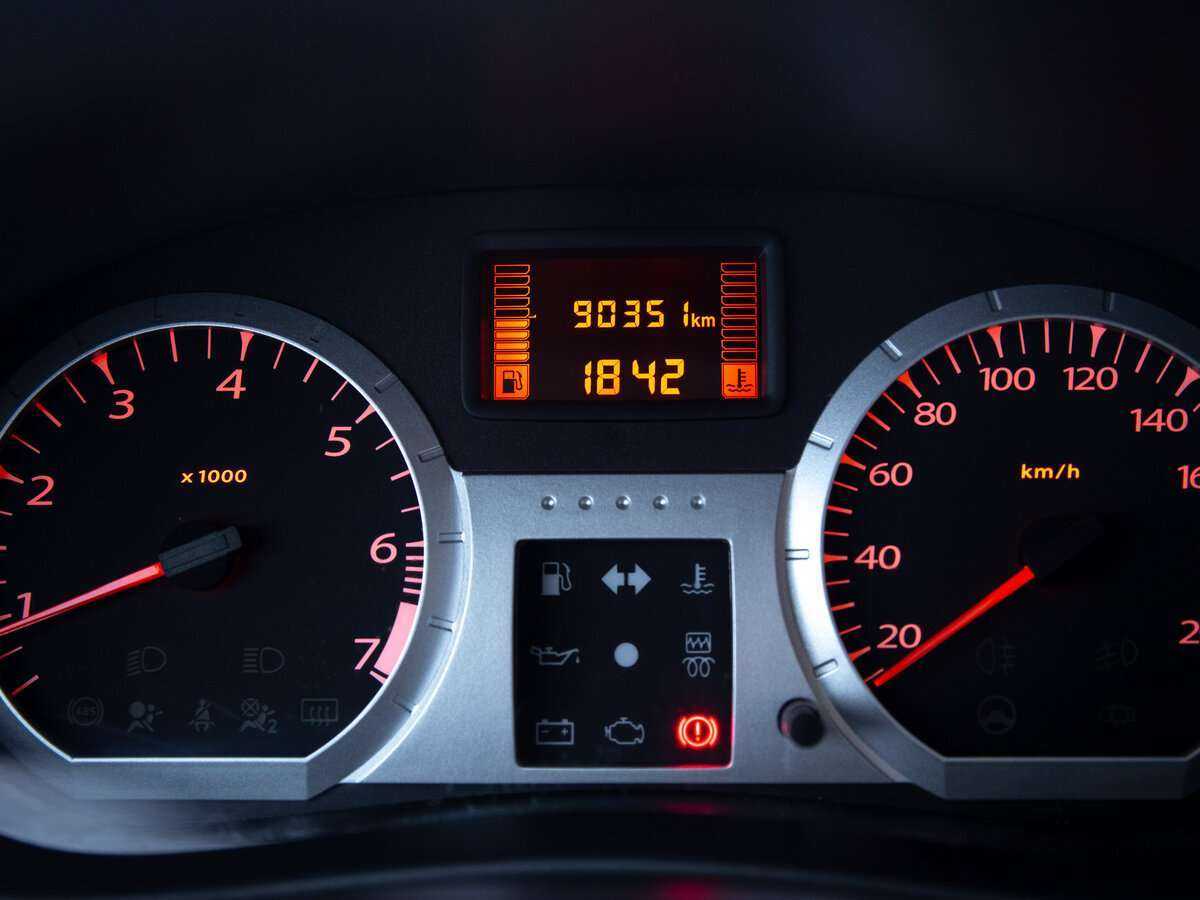 Lada (ВАЗ) Largus с пробегом — 2019 год. Фото: #12