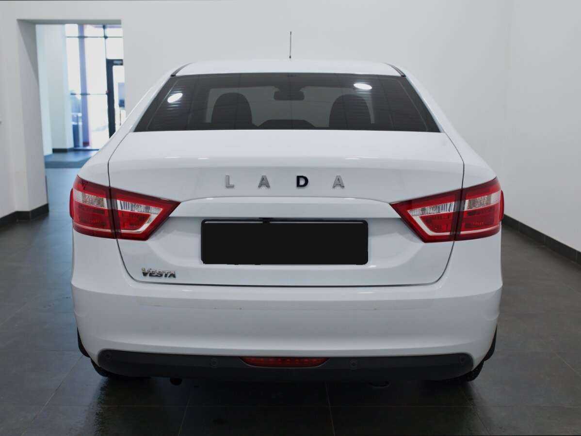 Lada (ВАЗ) Vesta с пробегом — 2022 год. Фото: #4