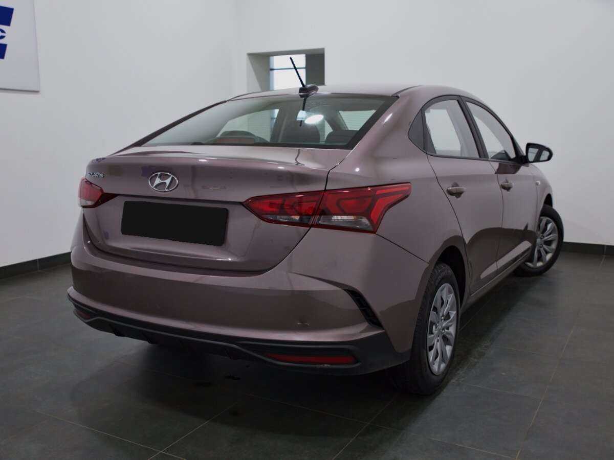 Hyundai Solaris с пробегом — 2020 год. Фото: #3