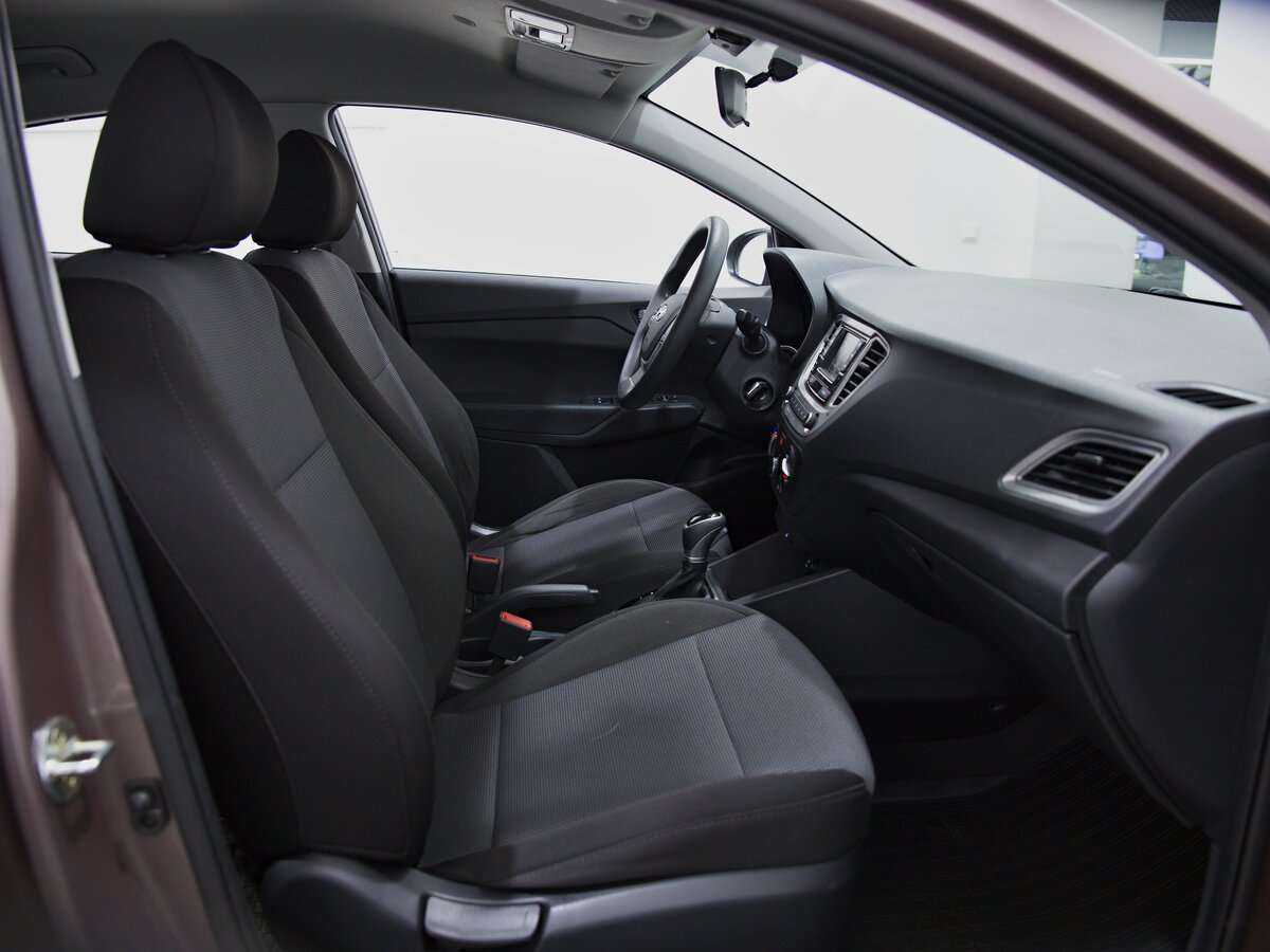 Hyundai Solaris с пробегом — 2020 год. Фото: #8