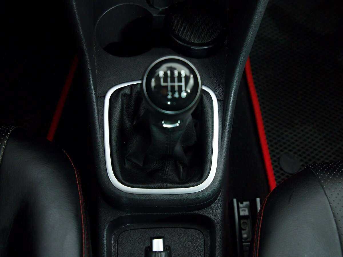 Volkswagen Polo с пробегом — 2018 год. Фото: #15