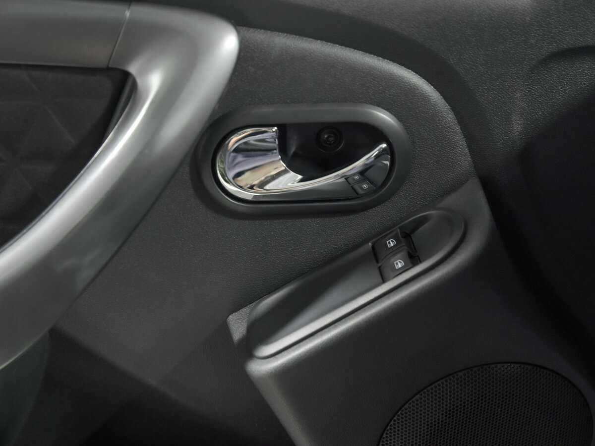 Renault Duster с пробегом — 2018 год. Фото: #11