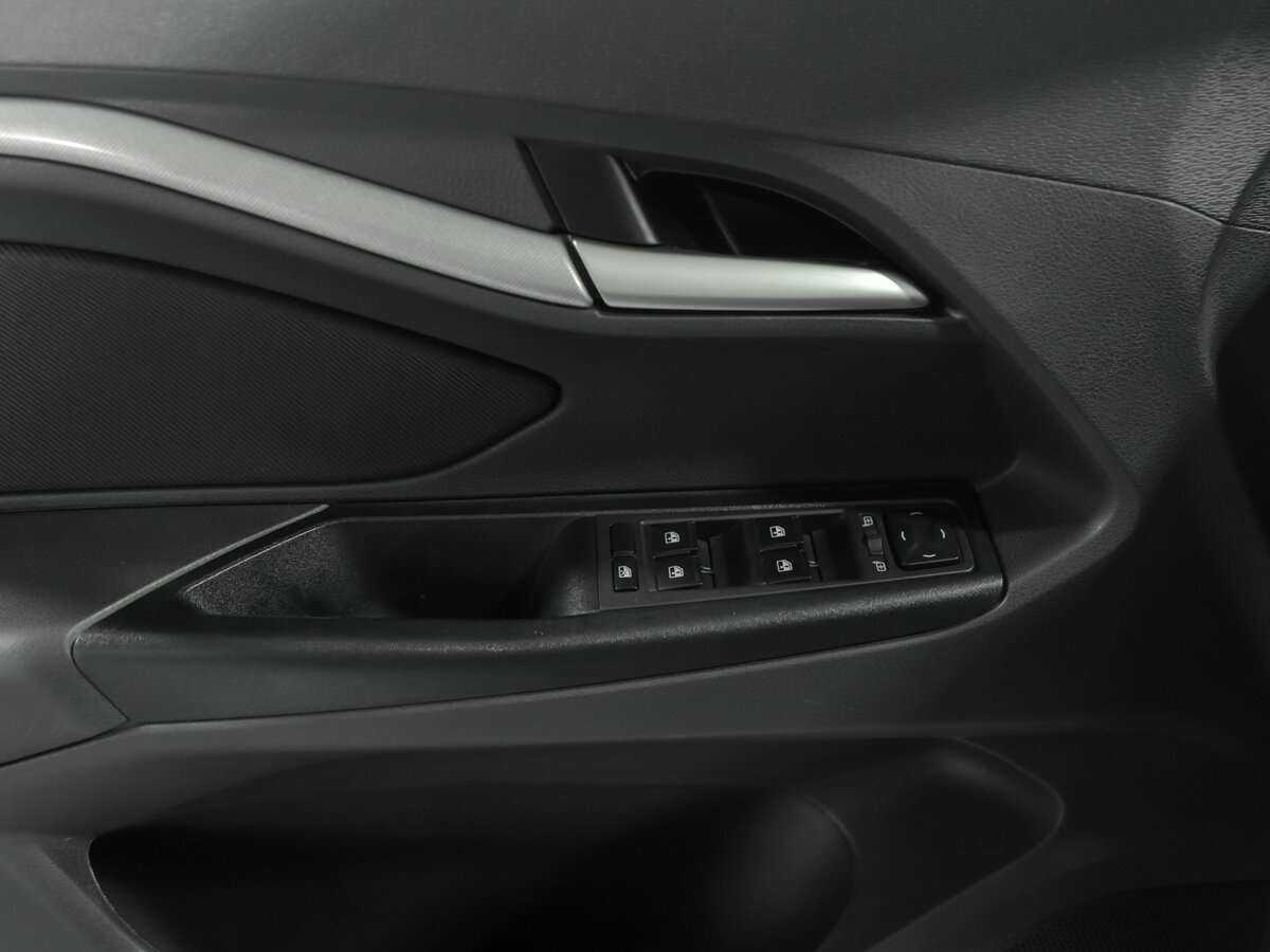 Lada (ВАЗ) Vesta с пробегом — 2020 год. Фото: #10