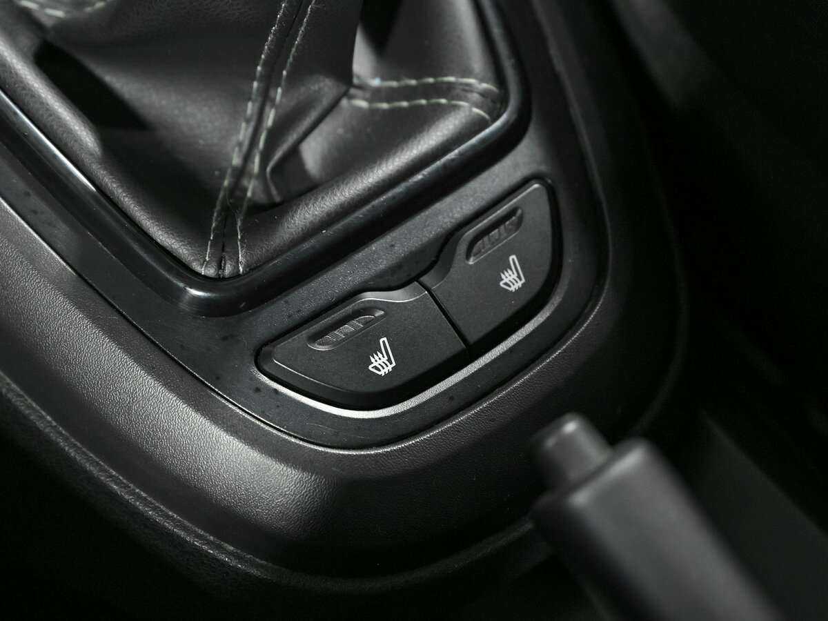 Lada (ВАЗ) Vesta с пробегом — 2018 год. Фото: #12