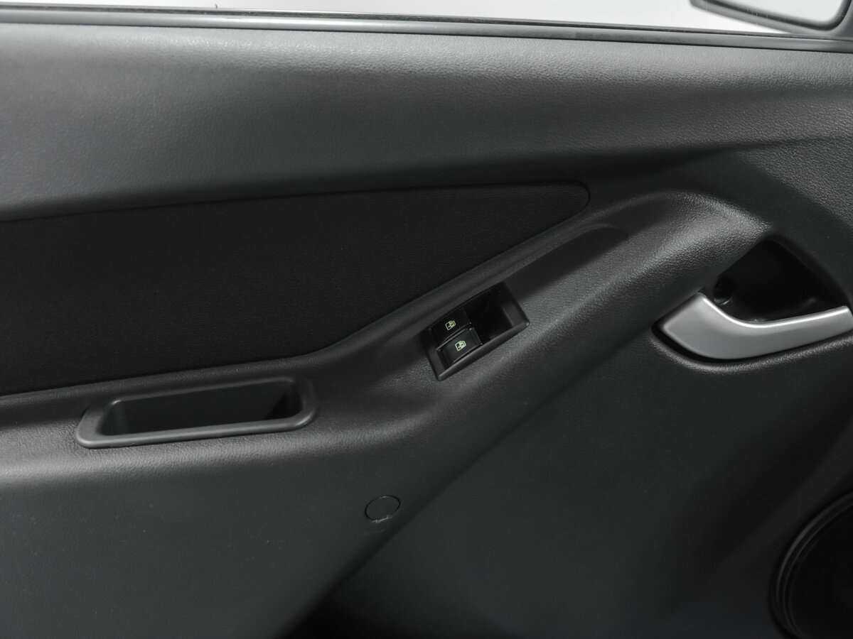 Lada (ВАЗ) Granta с пробегом — 2015 год. Фото: #10