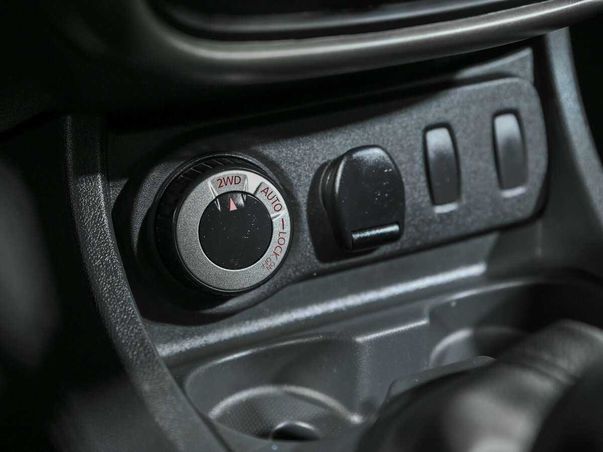 Renault Duster с пробегом — 2014 год. Фото: #10