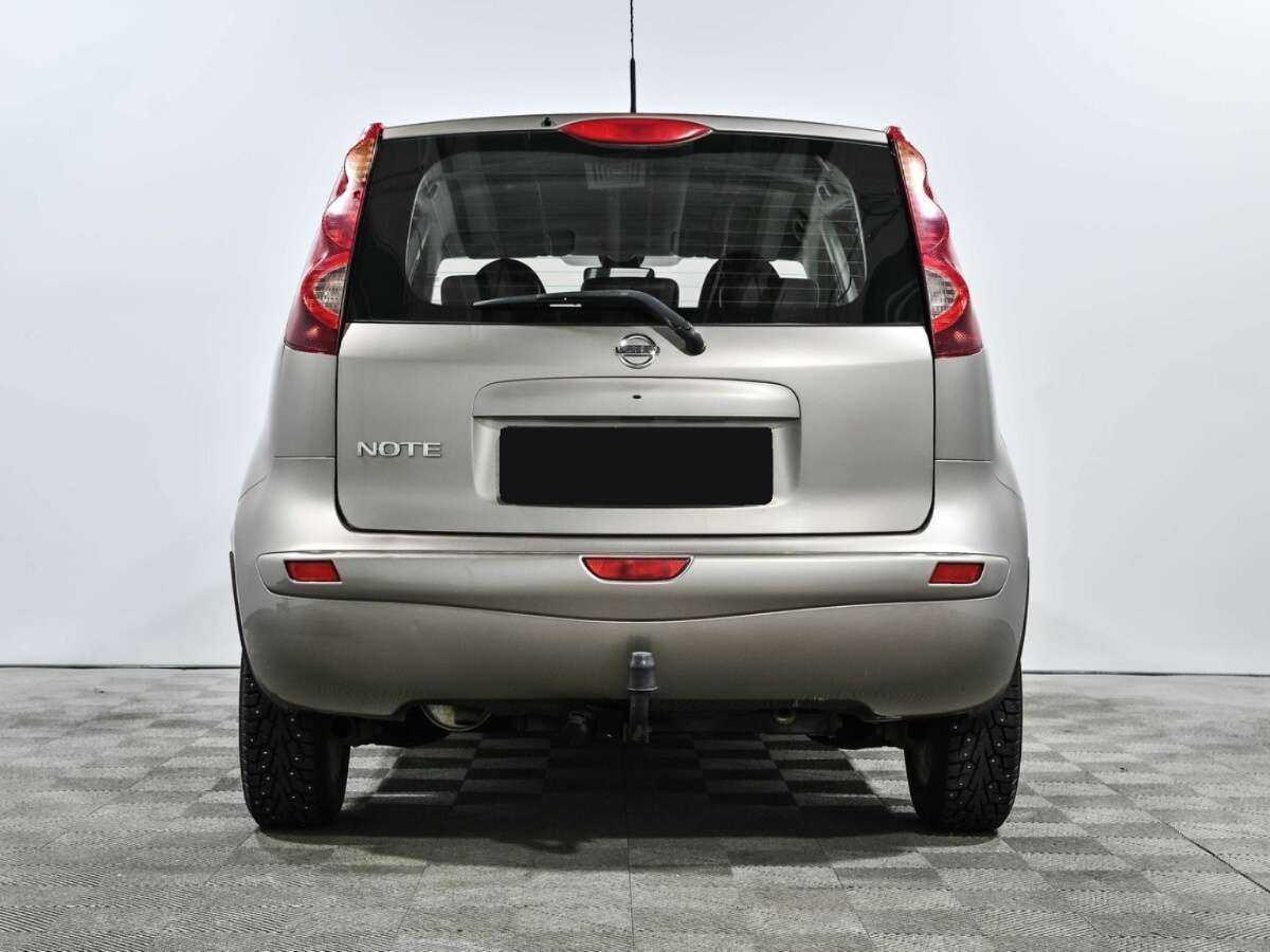 Nissan Note с пробегом — 2013 год. Фото: #3