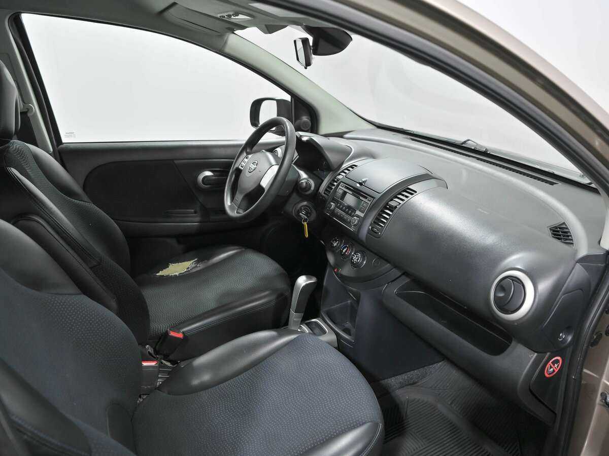 Nissan Note с пробегом — 2013 год. Фото: #5