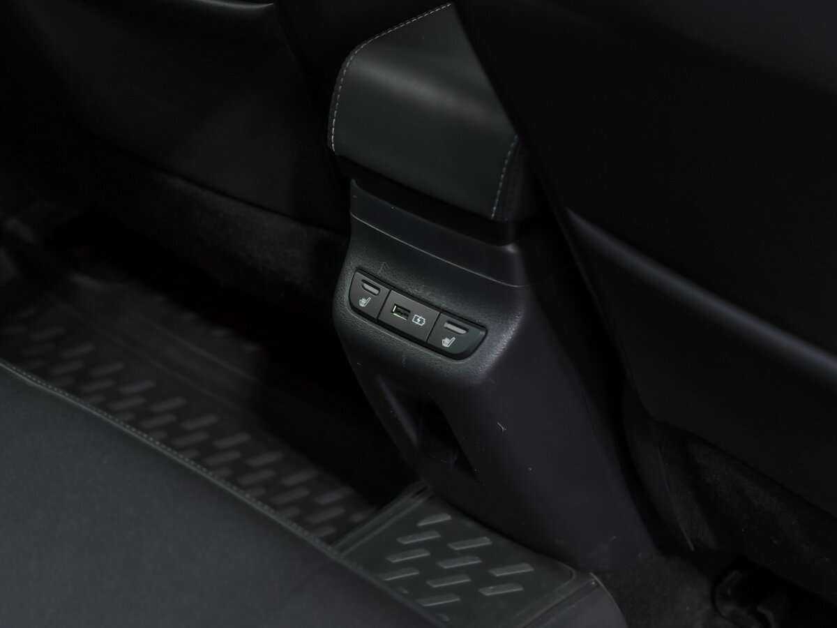 Lada (ВАЗ) Vesta с пробегом — 2021 год. Фото: #15