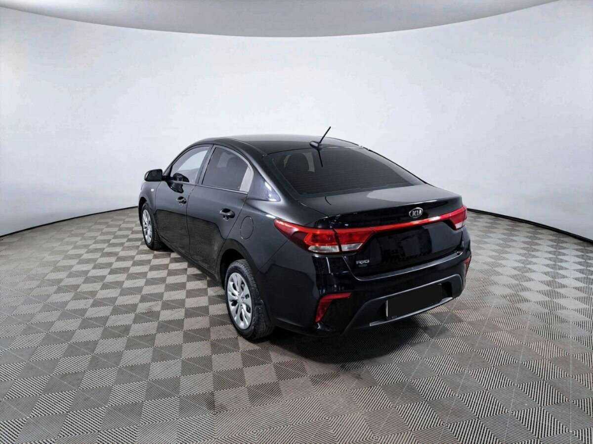 Kia Rio с пробегом — 2017 год. Фото: #6