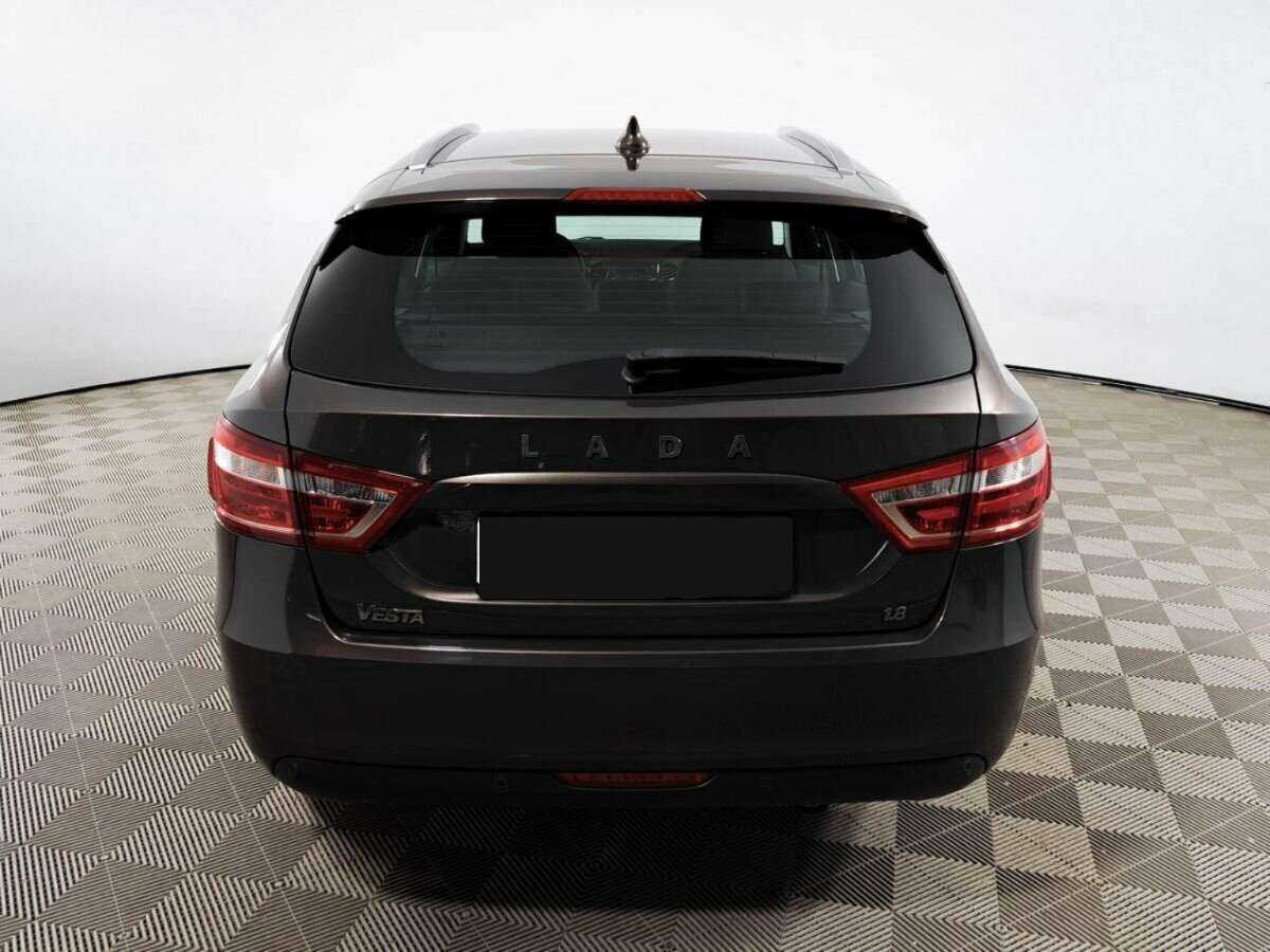 Lada (ВАЗ) Vesta с пробегом — 2019 год. Фото: #5