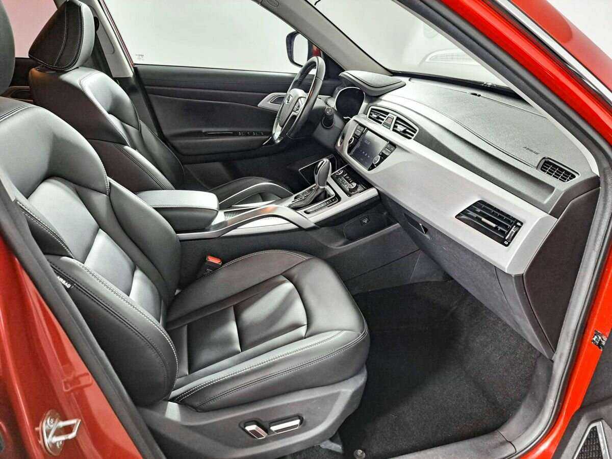 Geely Atlas с пробегом — 2019 год. Фото: #8
