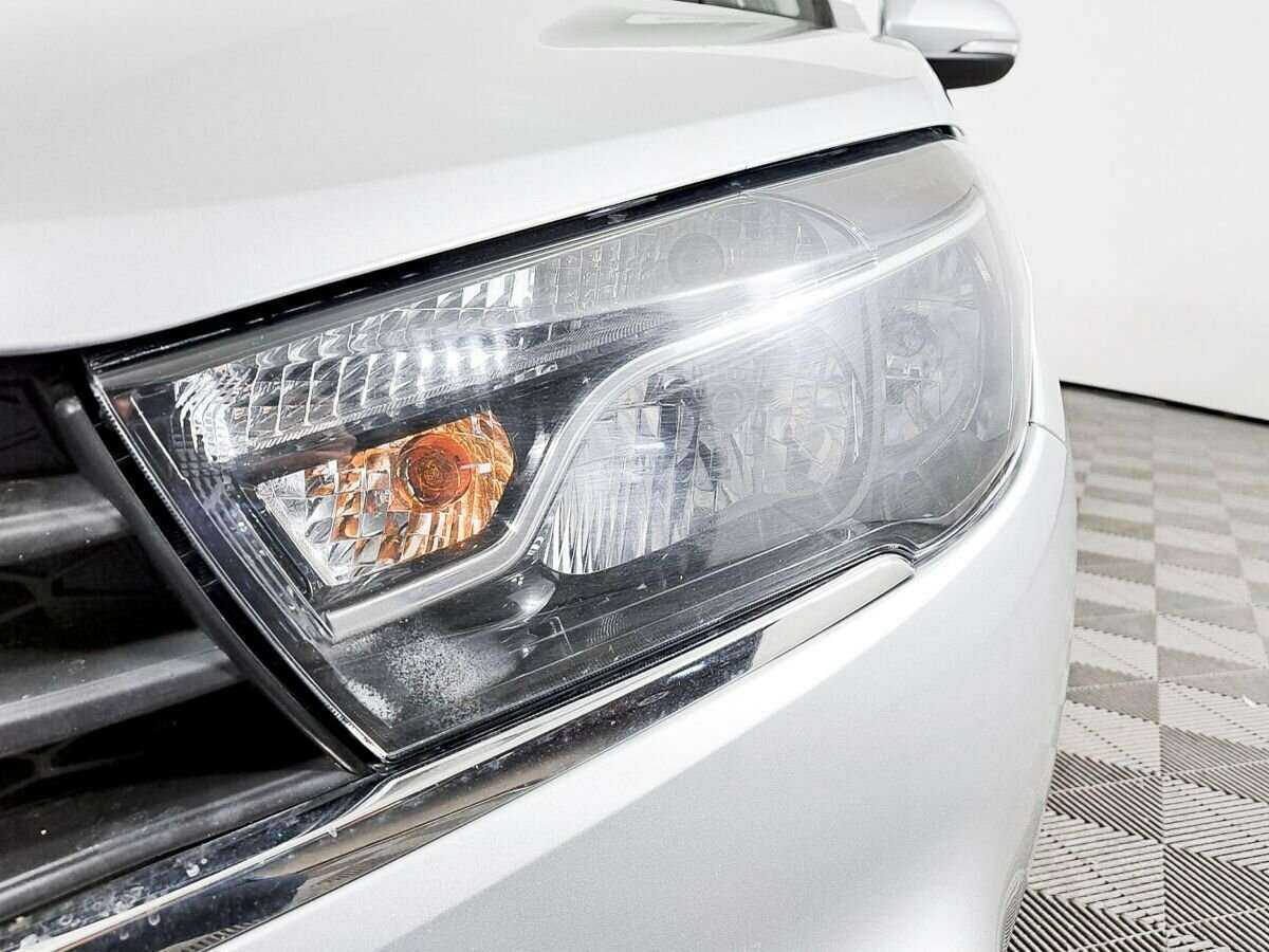 Lada (ВАЗ) Vesta с пробегом — 2019 год. Фото: #16