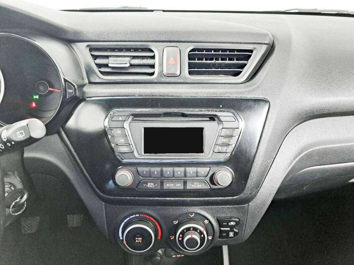 Kia Rio с пробегом — 2014 год. Фото: #12
