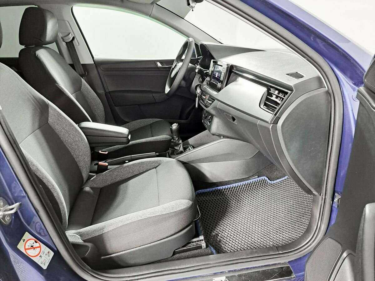 Skoda Rapid с пробегом — 2021 год. Фото: #8