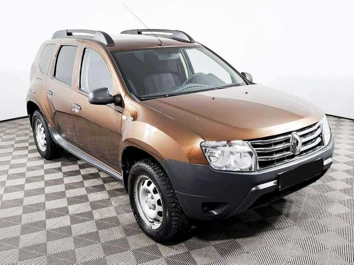 Renault Duster с пробегом — 2014 год. Фото: #2