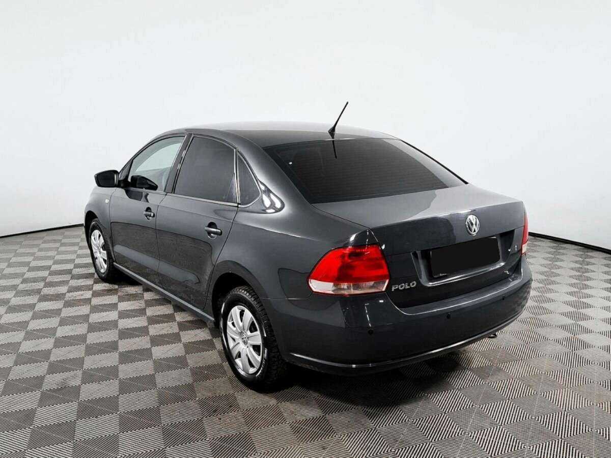 Volkswagen Polo с пробегом — 2014 год. Фото: #5