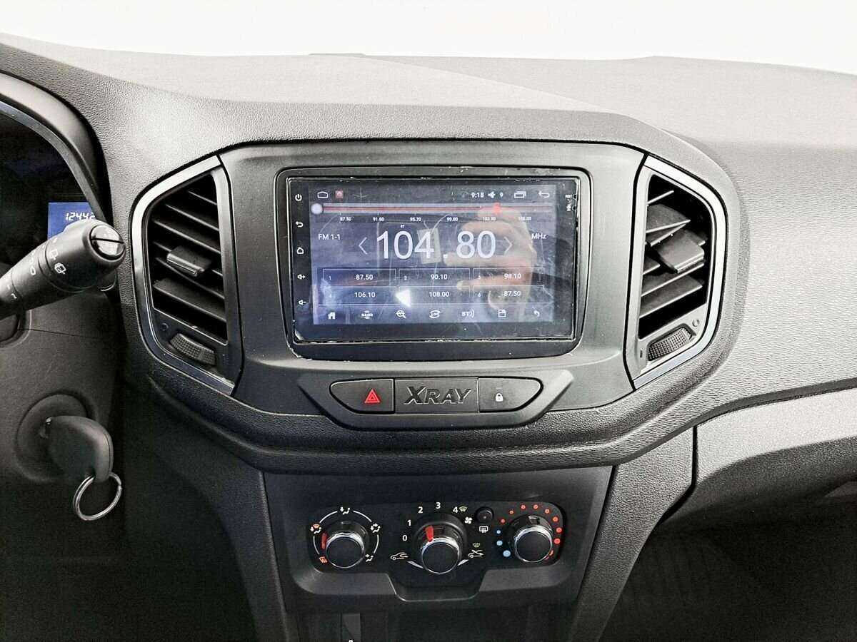 Lada (ВАЗ) XRAY с пробегом — 2018 год. Фото: #14