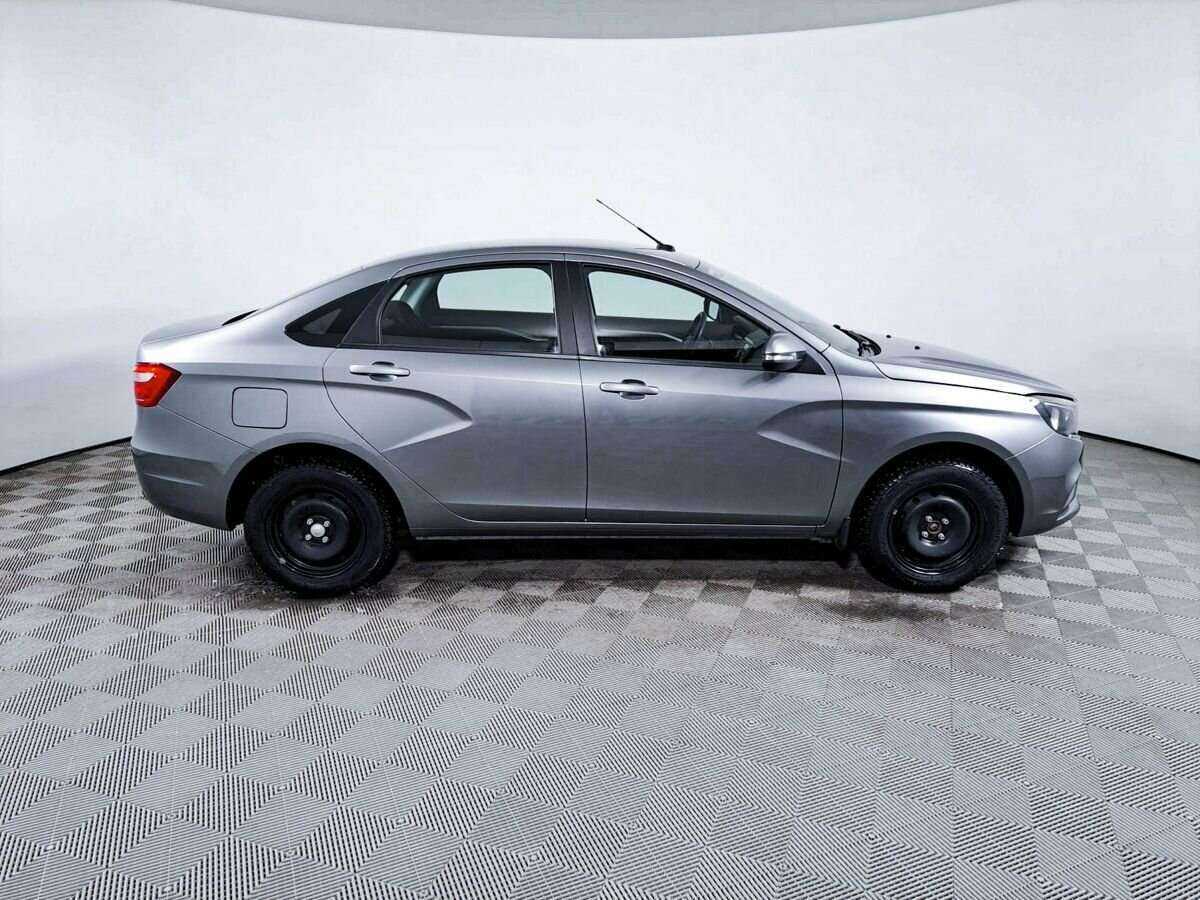 Lada (ВАЗ) Vesta с пробегом — 2020 год. Фото: #3