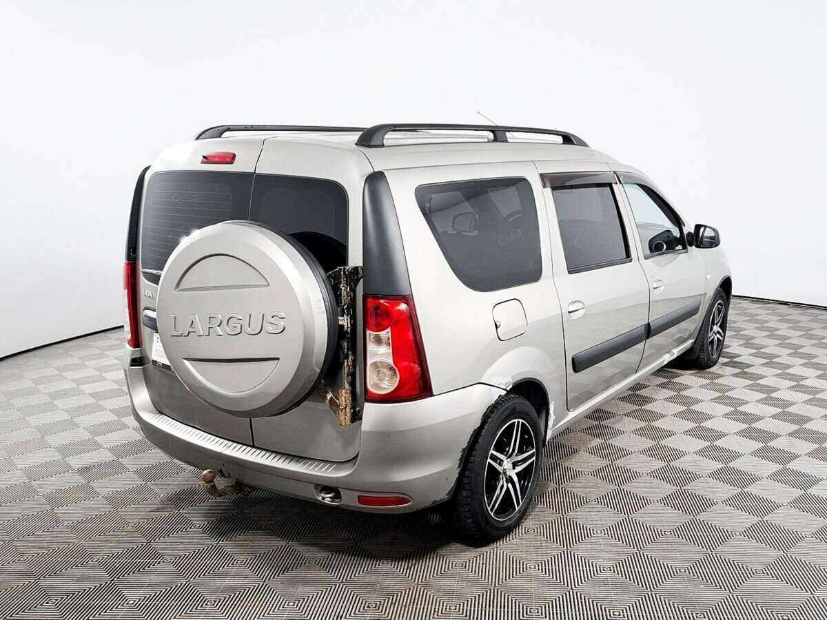 Lada (ВАЗ) Largus с пробегом — 2013 год. Фото: #3