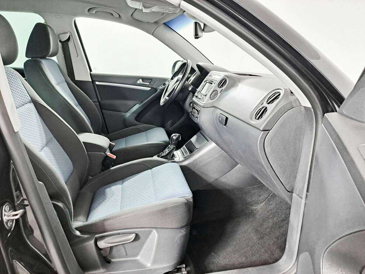 Volkswagen Tiguan с пробегом — 2013 год. Фото: #8