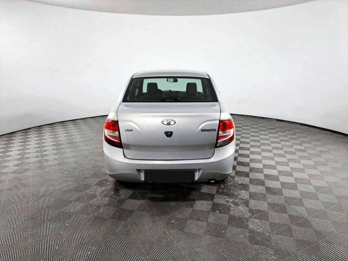 Lada (ВАЗ) Granta с пробегом — 2016 год. Фото: #5