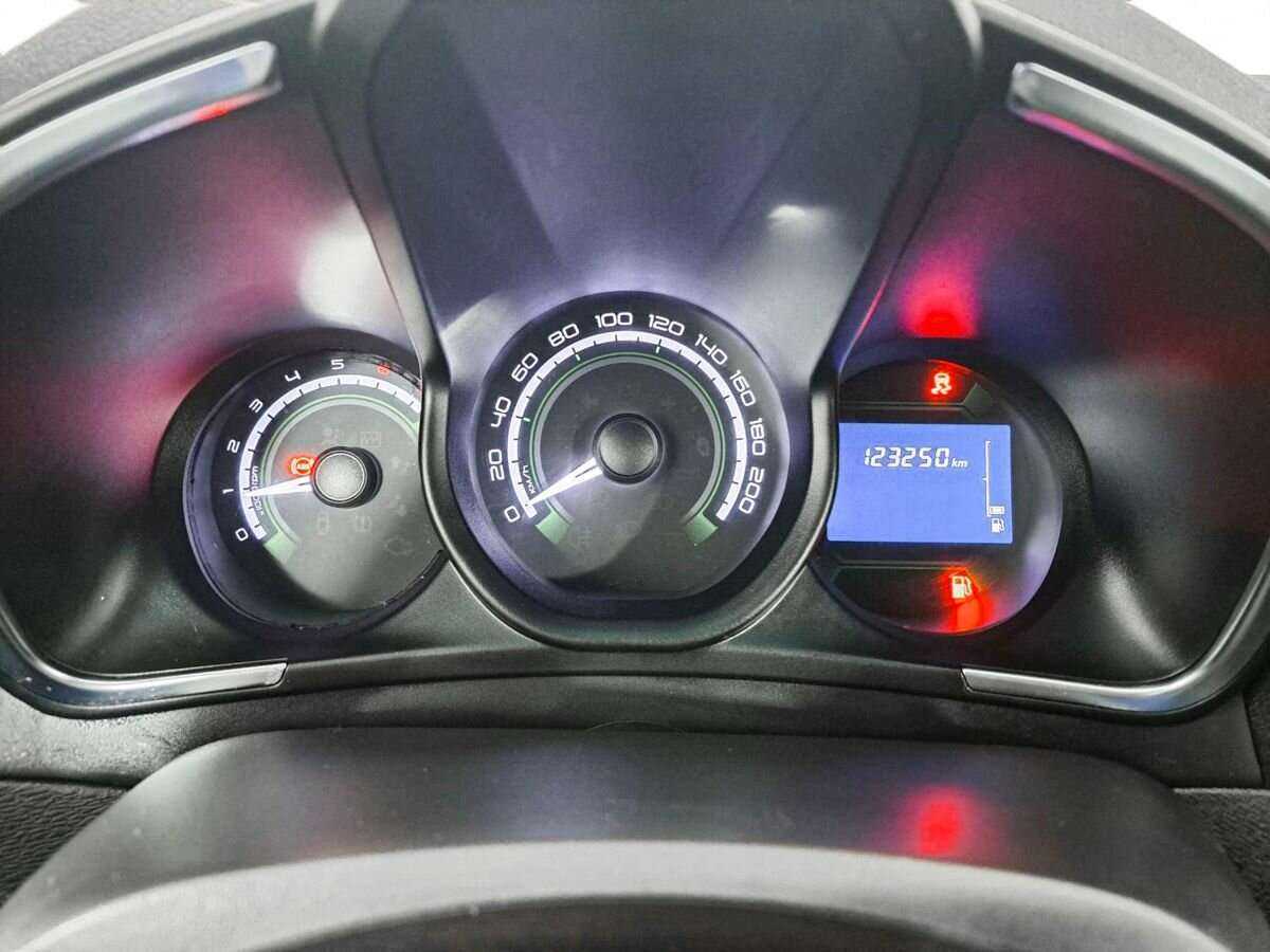 Lada (ВАЗ) XRAY с пробегом — 2017 год. Фото: #10