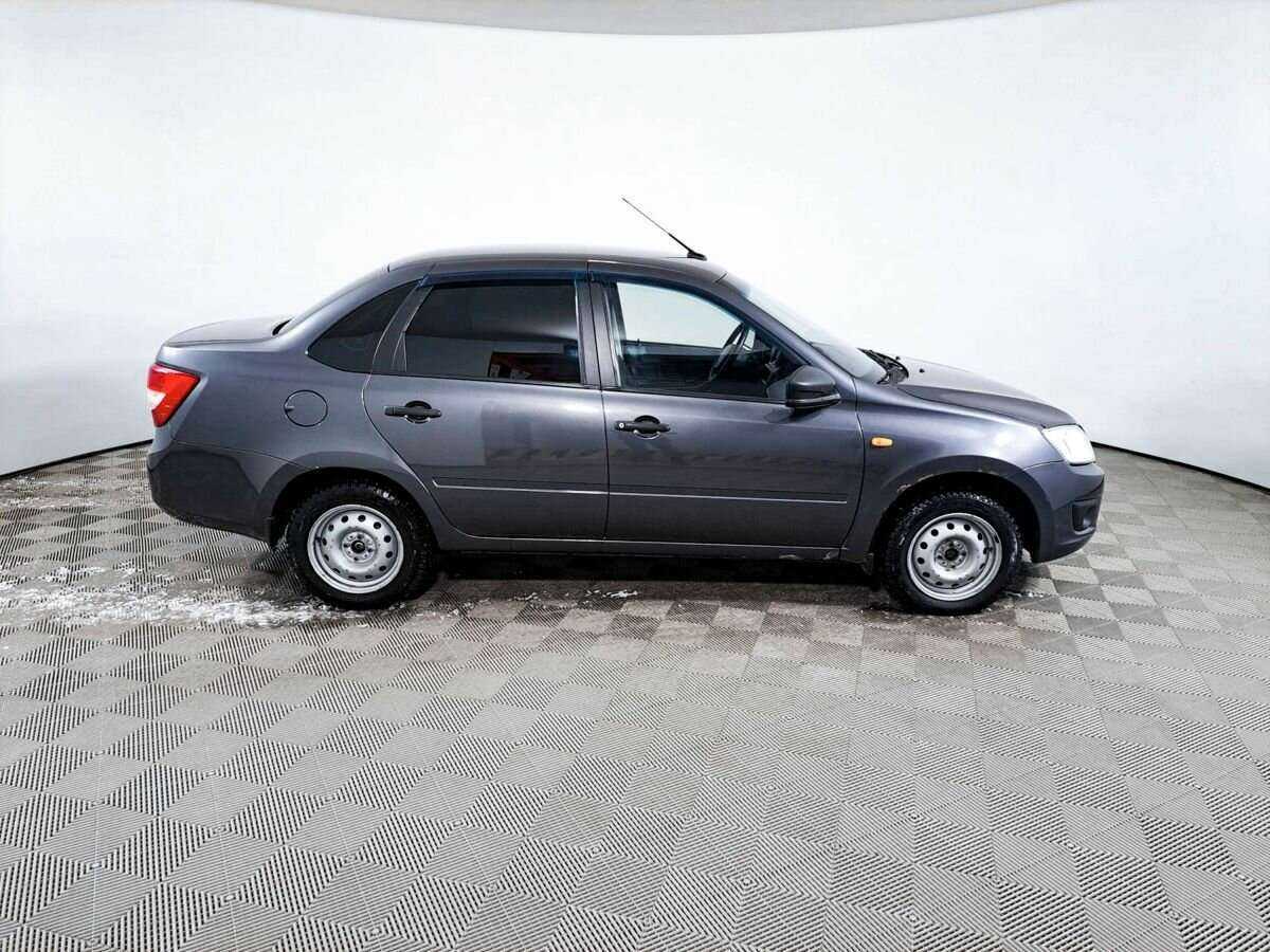 Lada (ВАЗ) Granta с пробегом — 2017 год. Фото: #3