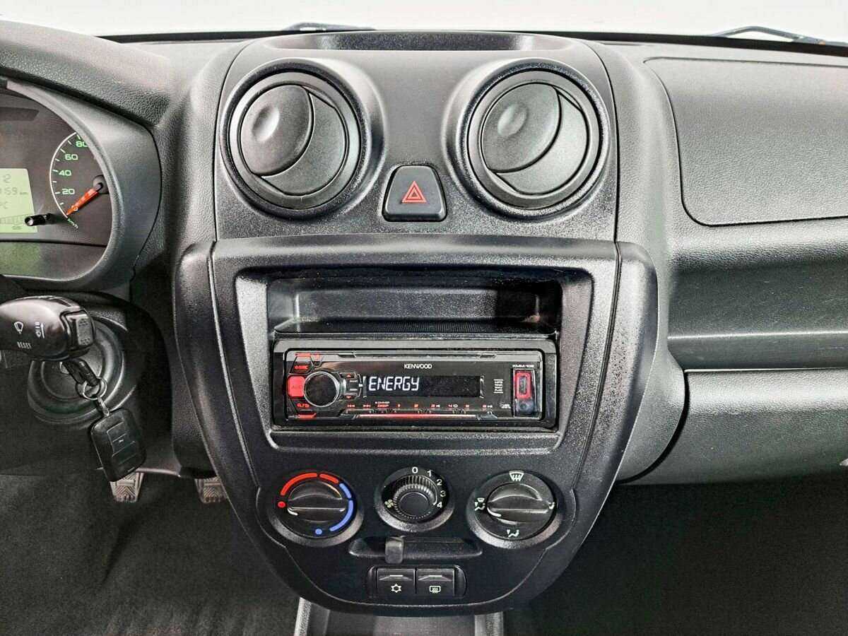 Lada (ВАЗ) Granta с пробегом — 2017 год. Фото: #12