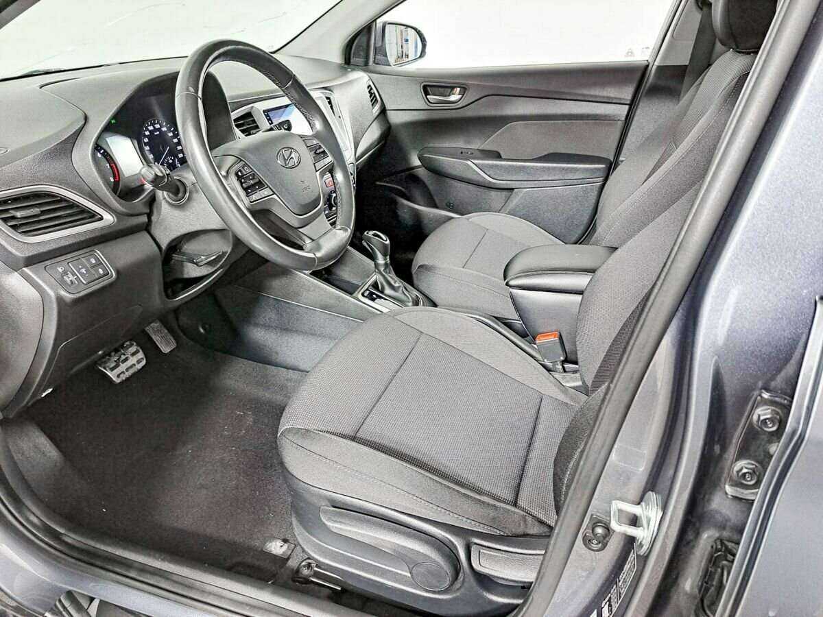 Hyundai Solaris с пробегом — 2018 год. Фото: #13