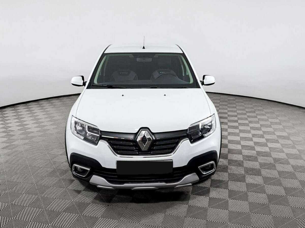 Renault Logan с пробегом — 2021 год. Фото: #1