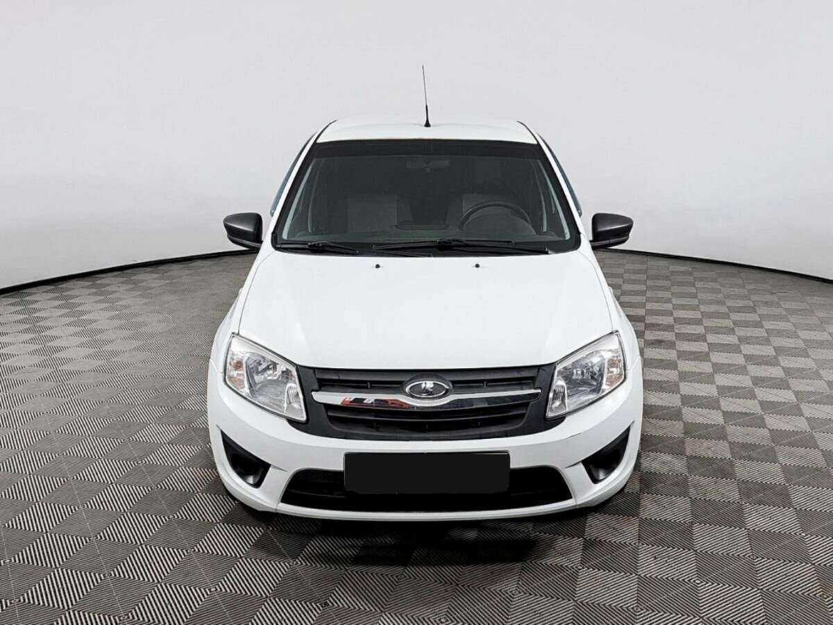 Lada (ВАЗ) Granta с пробегом — 2018 год. Фото: #1