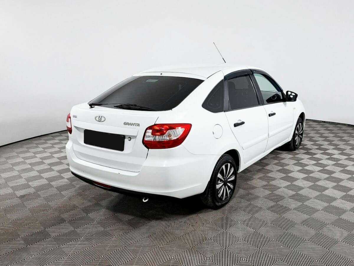 Lada (ВАЗ) Granta с пробегом — 2018 год. Фото: #4