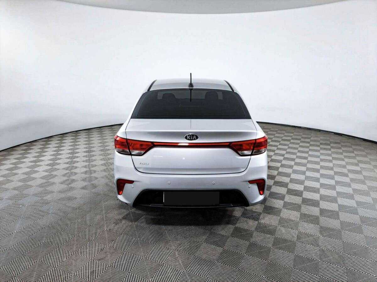 Kia Rio с пробегом — 2020 год. Фото: #5