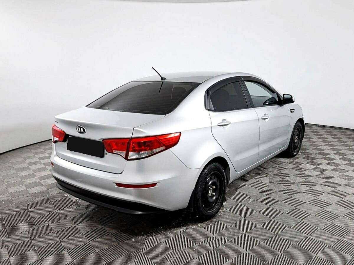 Kia Rio с пробегом — 2015 год. Фото: #3