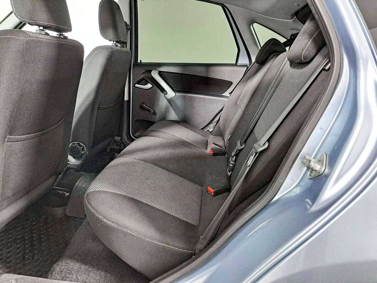 Lada (ВАЗ) Granta с пробегом — 2017 год. Фото: #11