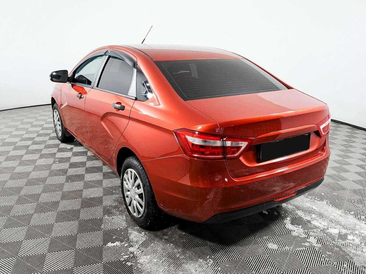 Lada (ВАЗ) Vesta с пробегом — 2016 год. Фото: #5