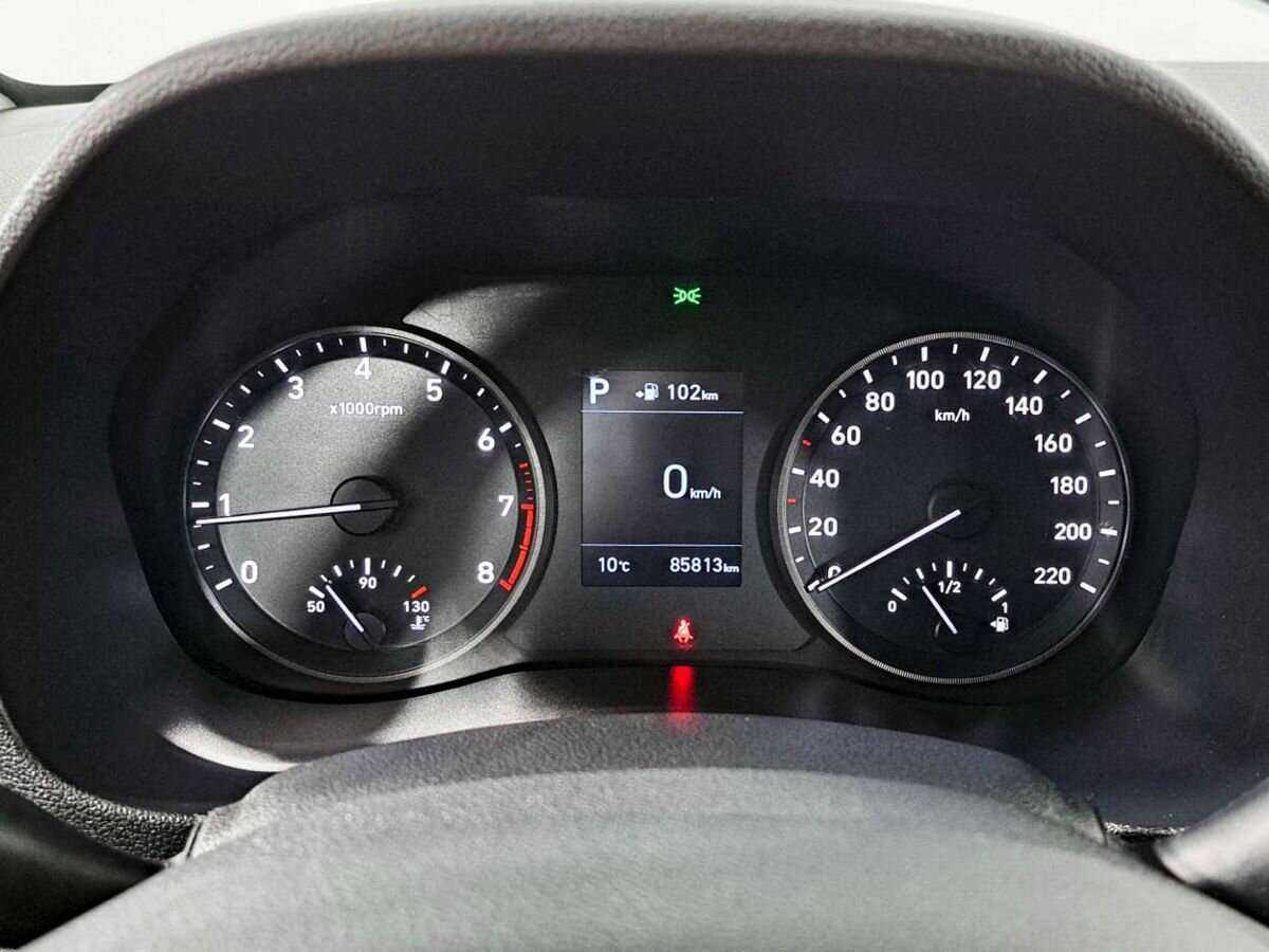 Hyundai Solaris с пробегом — 2019 год. Фото: #10