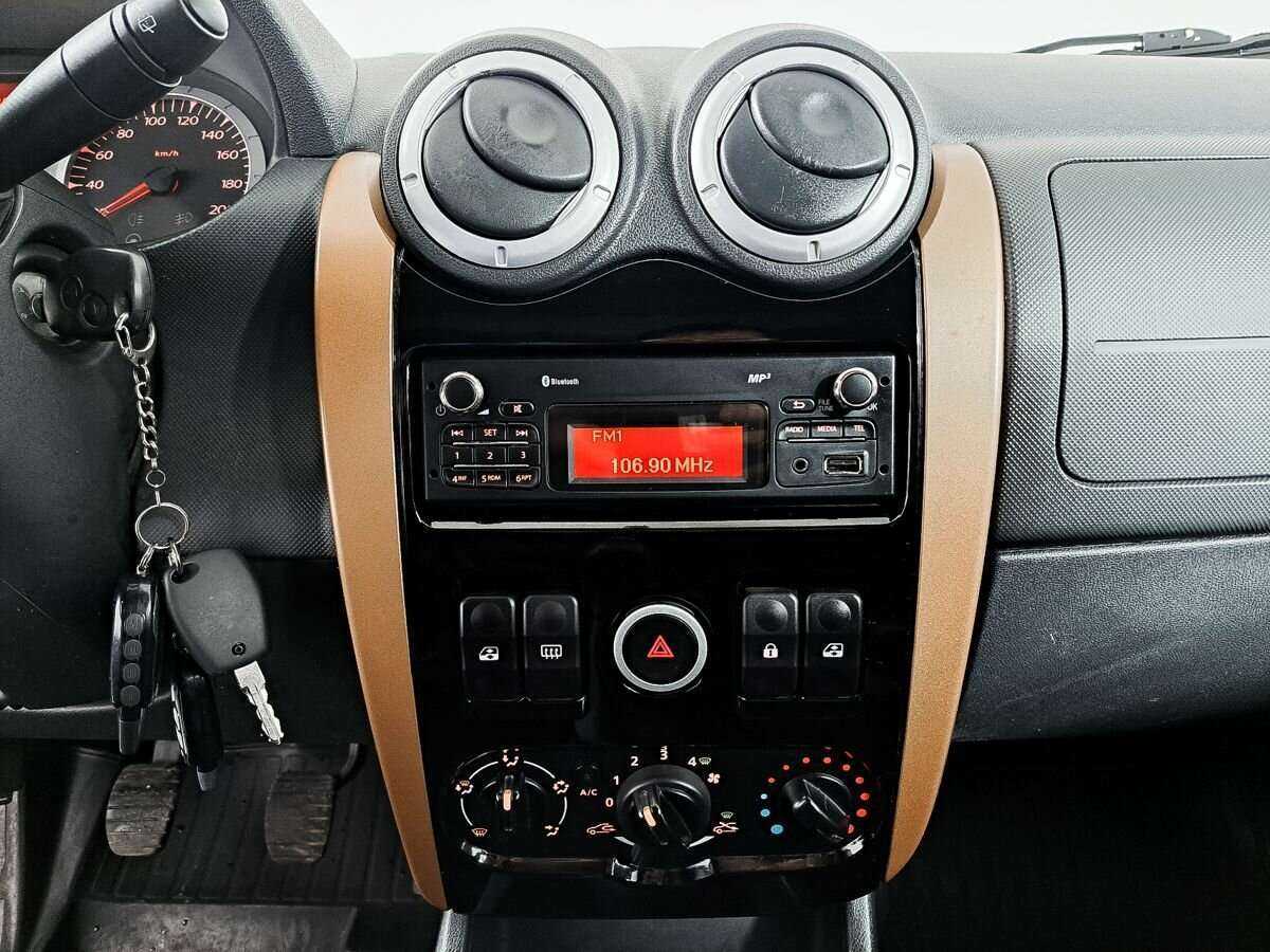 Lada (ВАЗ) Largus с пробегом — 2019 год. Фото: #14