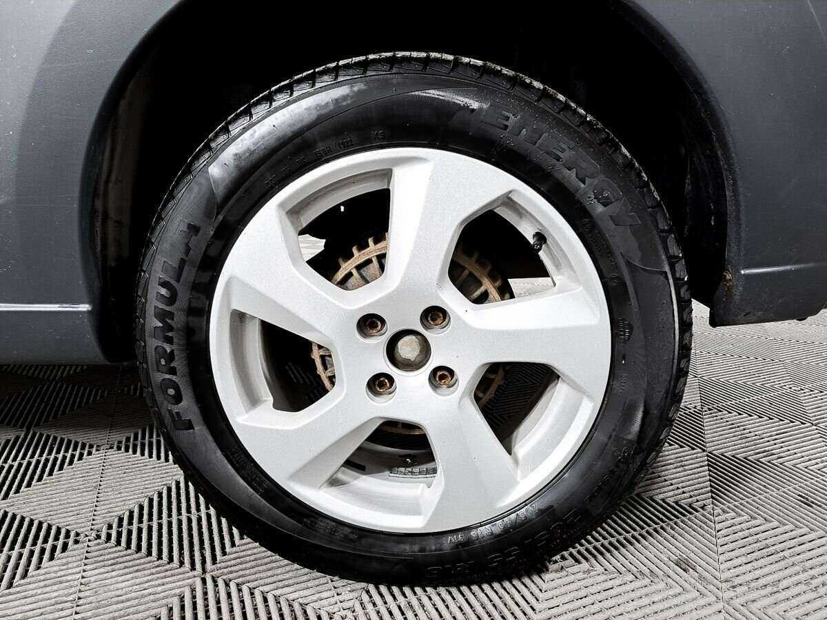 Lada (ВАЗ) Largus с пробегом — 2019 год. Фото: #17