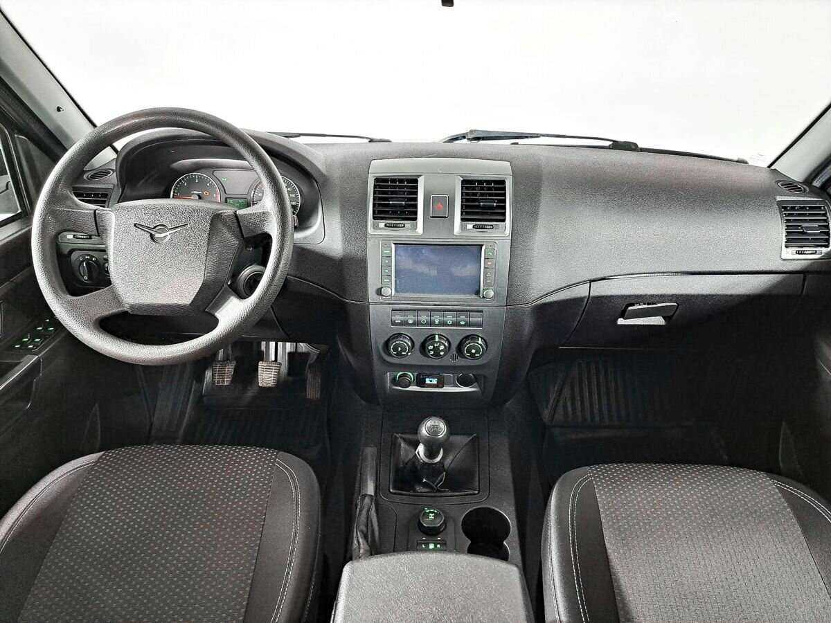 УАЗ Patriot с пробегом — 2016 год. Фото: #12