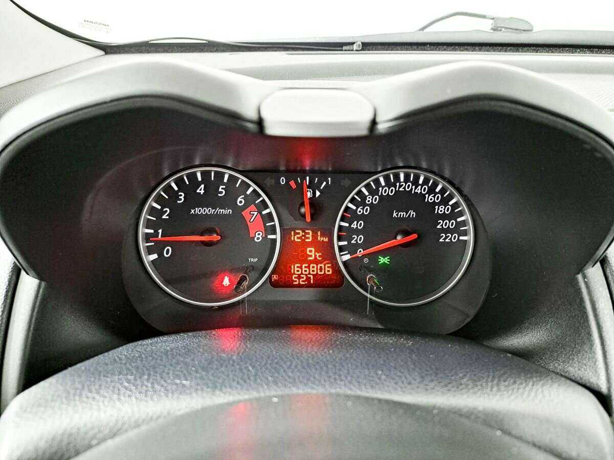 Nissan Note с пробегом — 2012 год. Фото: #10